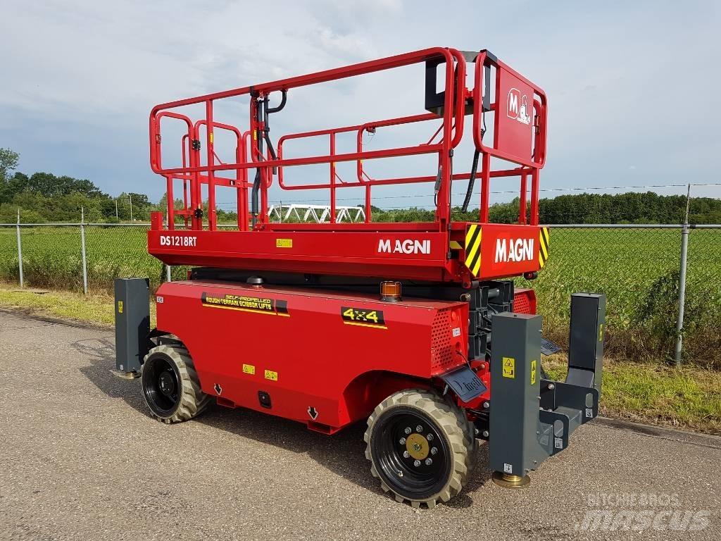 Magni DS 1218 RT رافعات مقصية الشكل
