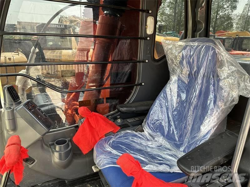Hitachi ZX 130 K حفارات زحافة