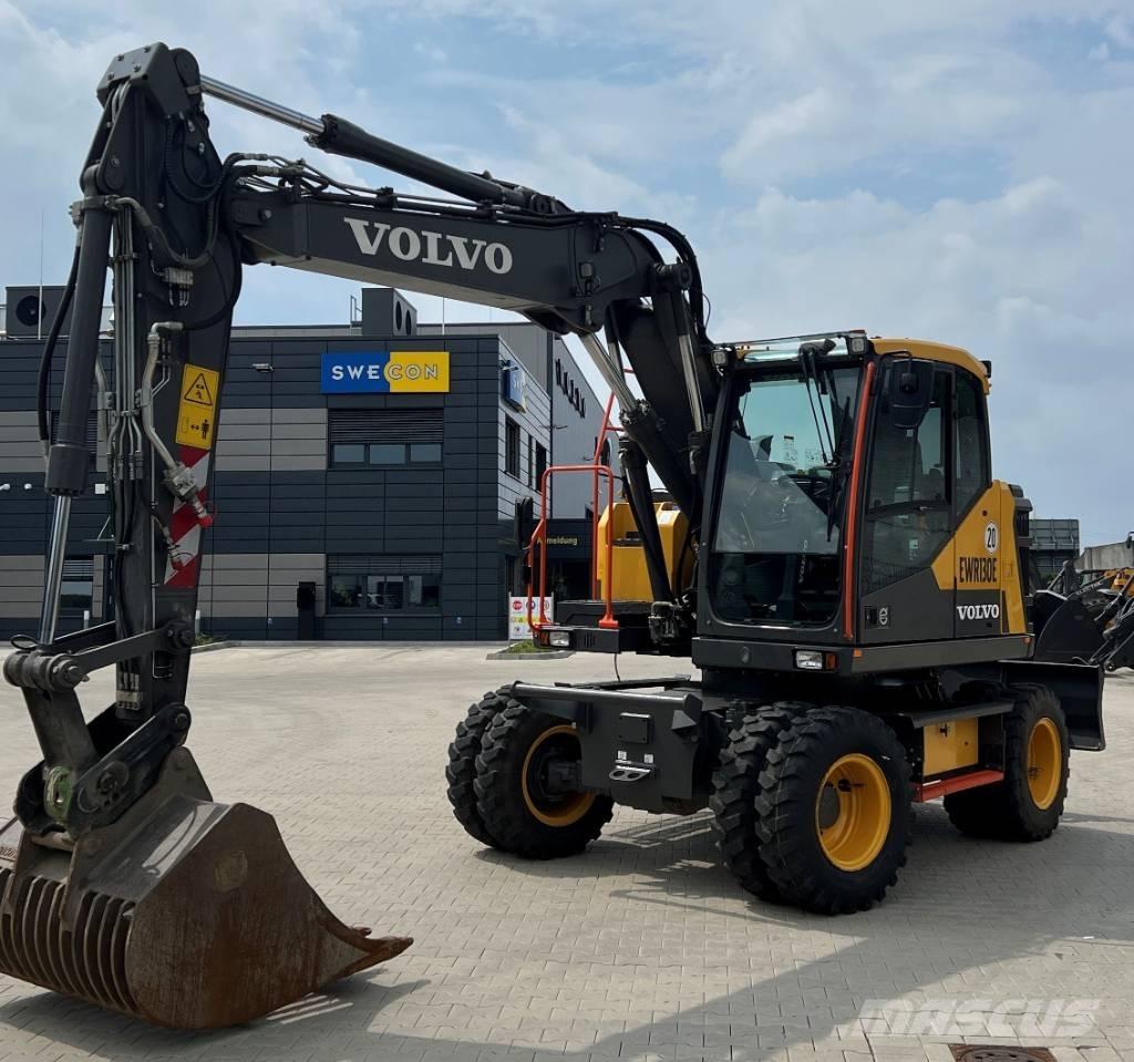 Volvo EWR 130 E حفارات بعجل