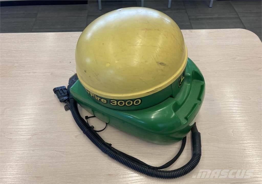 John Deere 8335R الجرارات