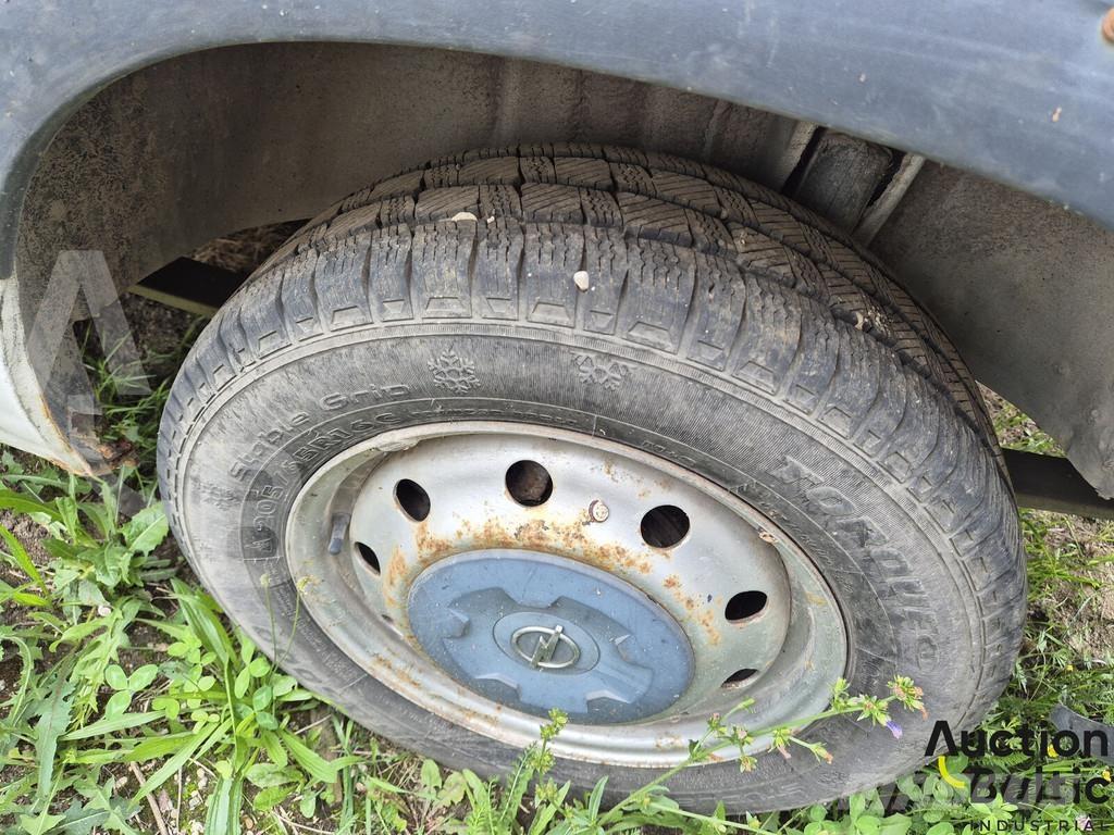 Opel Movano شاحنة مقفلة