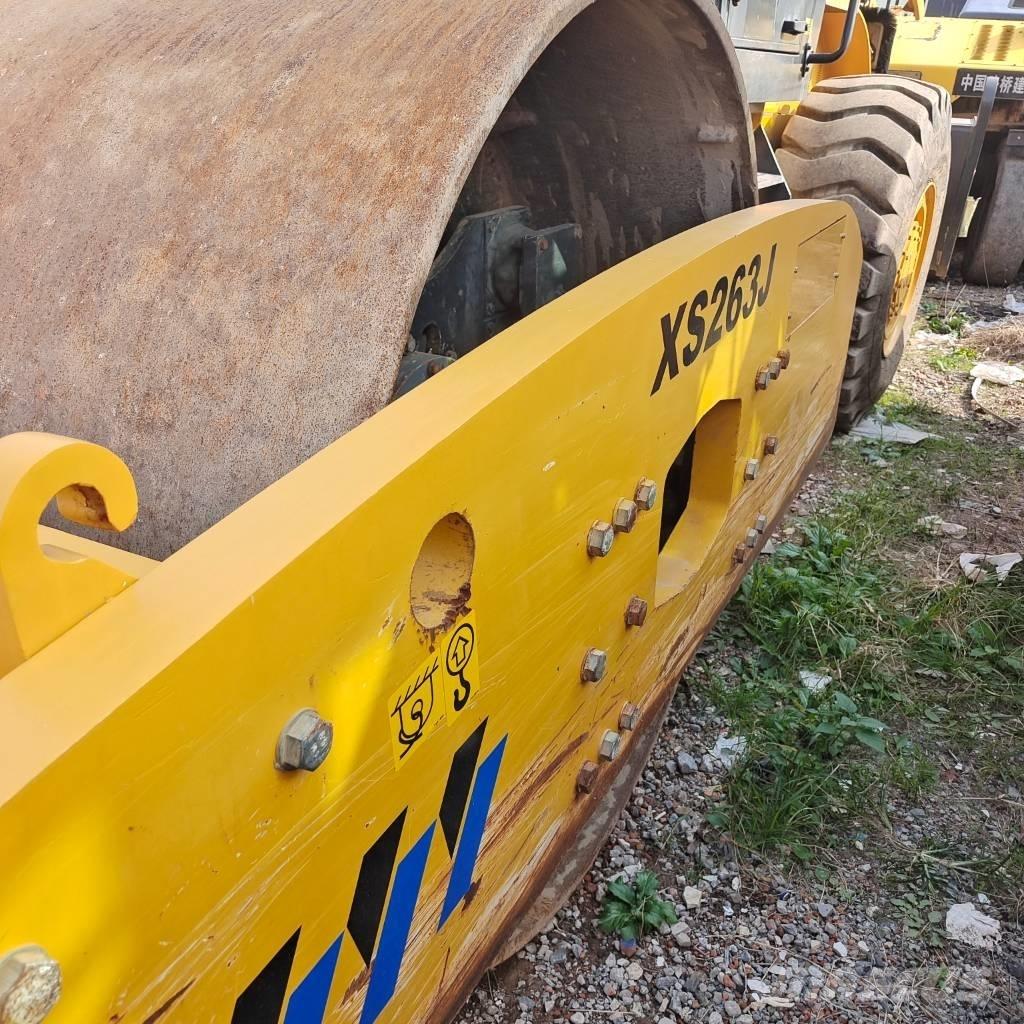XCMG XS 263 J مداحل أحادية الأسطوانة
