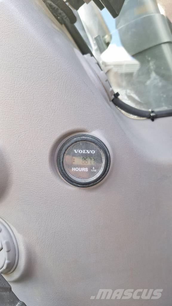 Volvo EC 300 EL حفارات زحافة