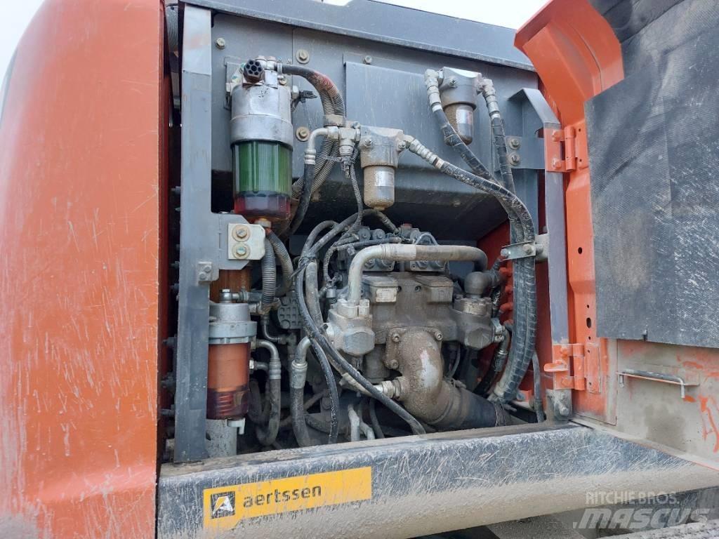 Hitachi ZX170W-5B حفارات بعجل