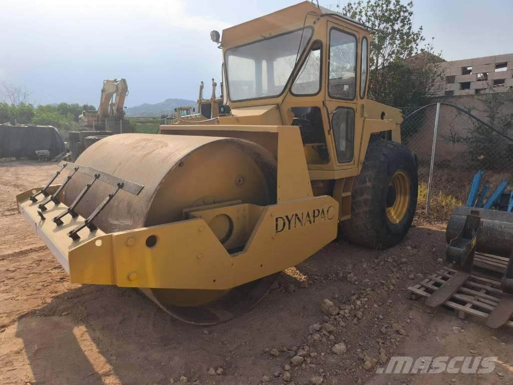 Dynapac CA 25 ضاغطات التربة