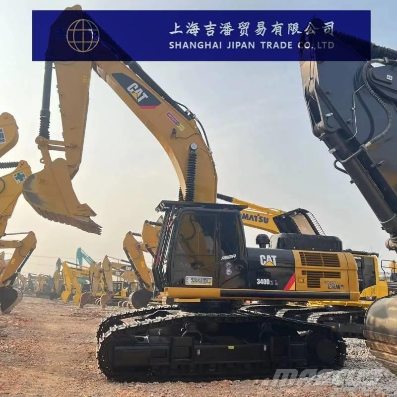 CAT 340 D حفارات زحافة