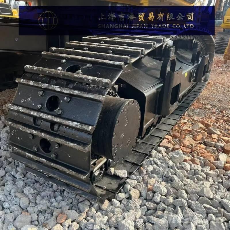 CAT 340 D حفارات زحافة