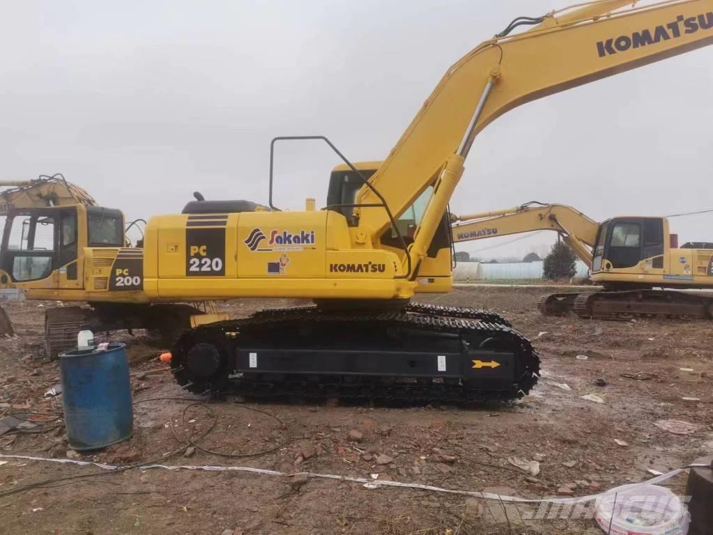Komatsu pc220-7 حفارات زحافة