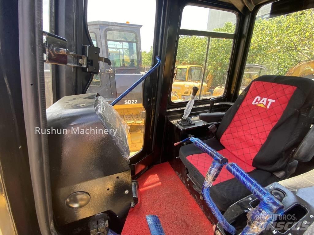 CAT D 7 G معدات تمهيد الطرق