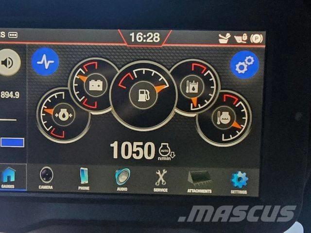 Bobcat T 76 لوادر انزلاقية التوجيه