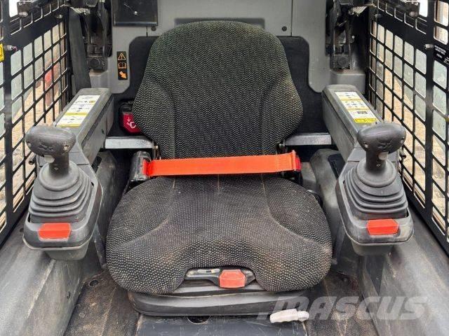 Bobcat T 76 لوادر انزلاقية التوجيه