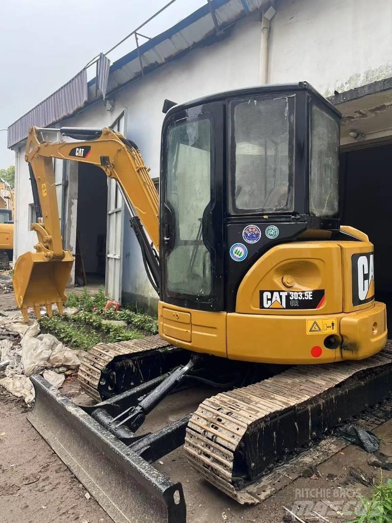 CAT 303.5 E حفارات صغيرة أقل من 7 طن (حفارات صغيرة)