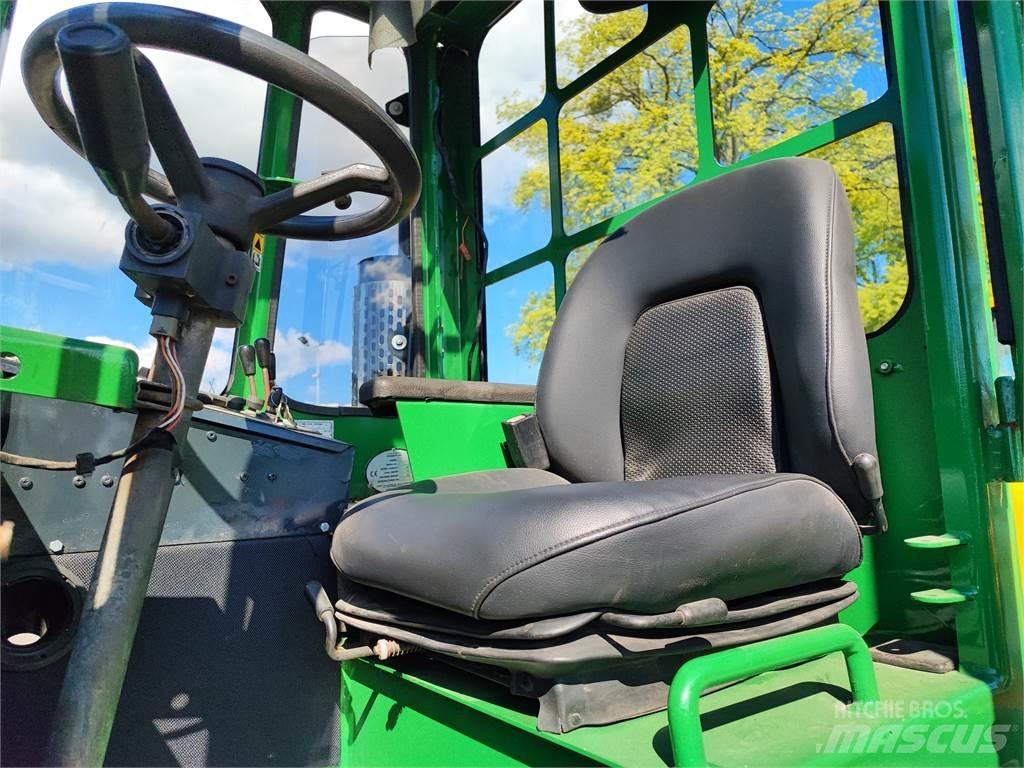 Combilift C4000 شاحنة المناولة رباعية الاتجاهات