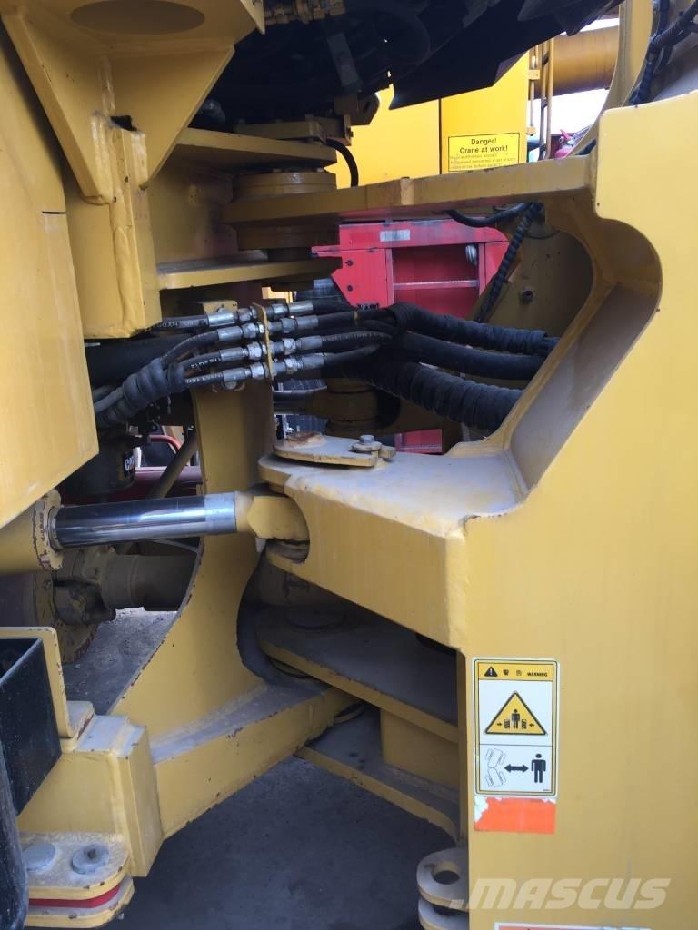 CAT 966 H لوادر بعجل