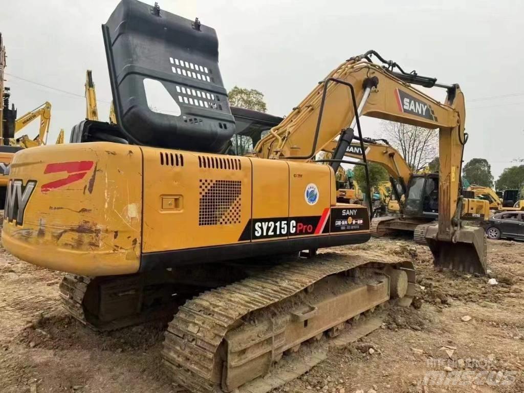 Sany SY 215 حفارات زحافة