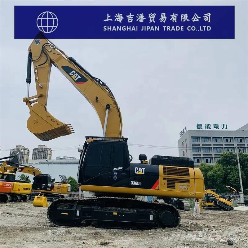 CAT 336 D حفارات زحافة