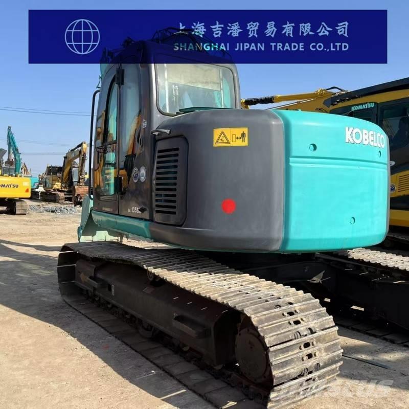 Kobelco SK 135 حفارات زحافة