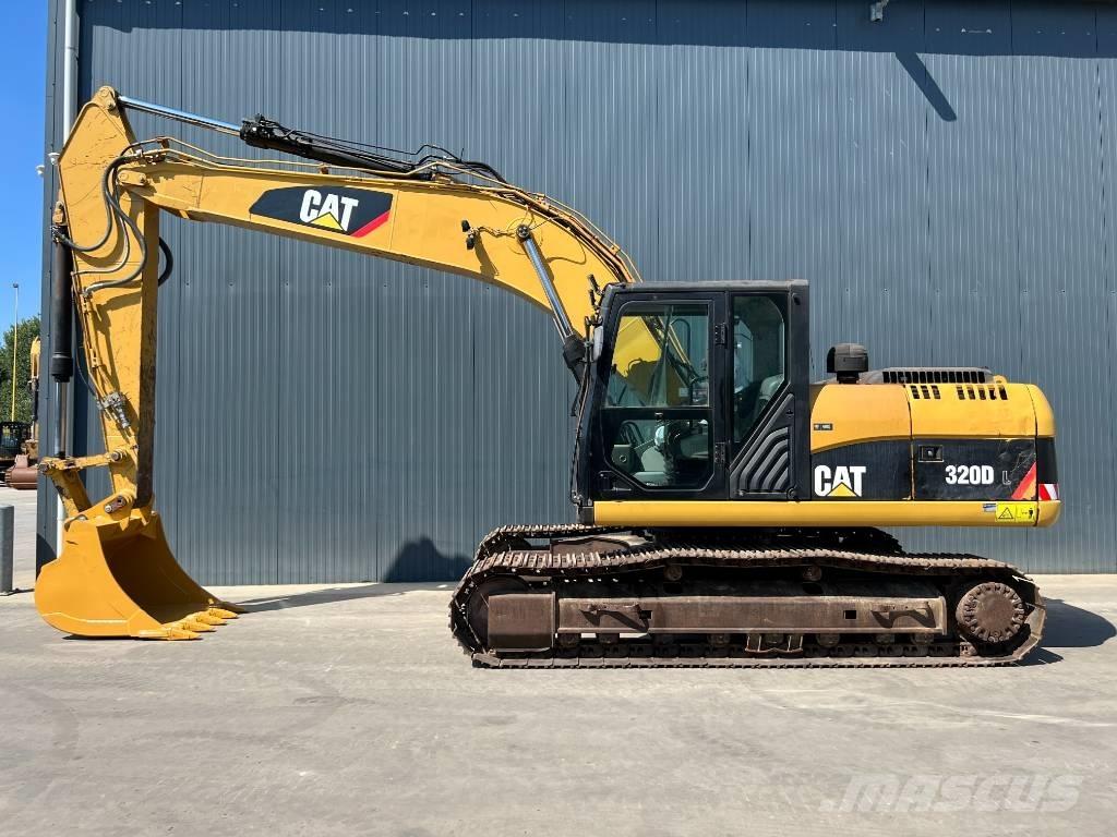 CAT 320D L حفارات زحافة