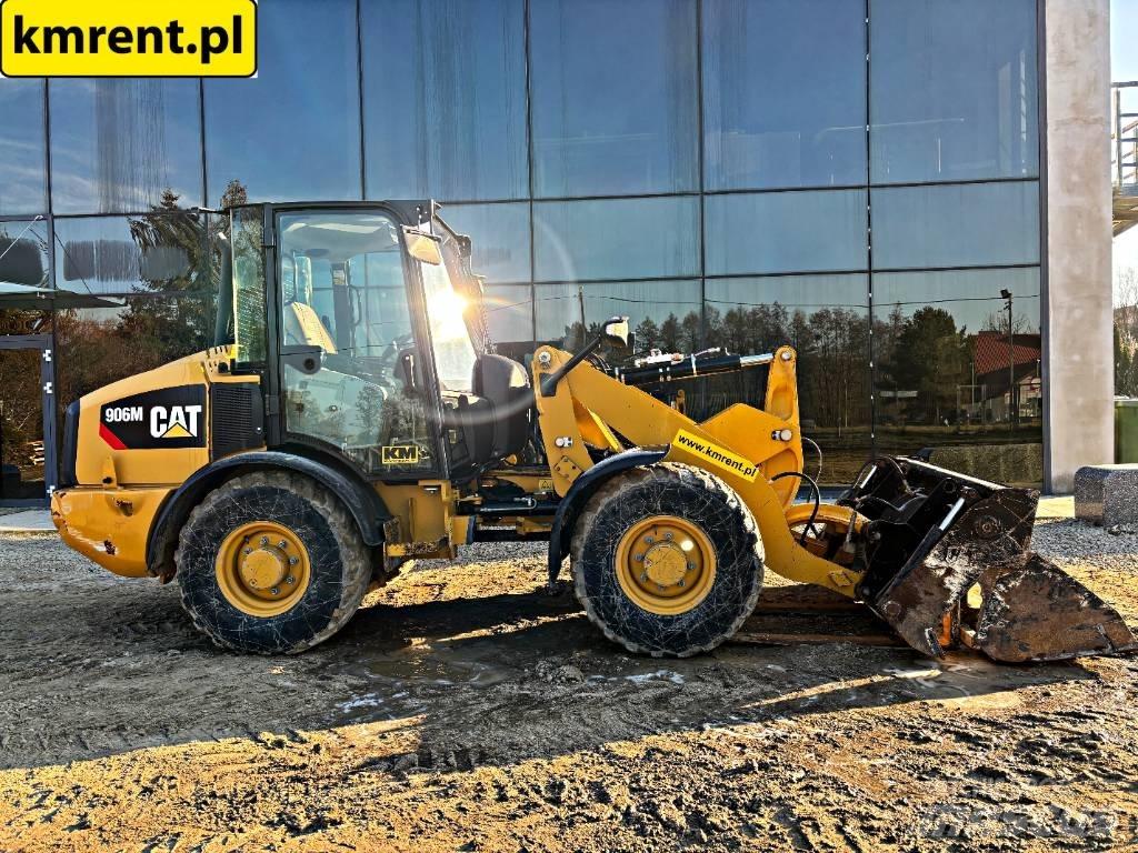 CAT 906 M لوادر بعجل