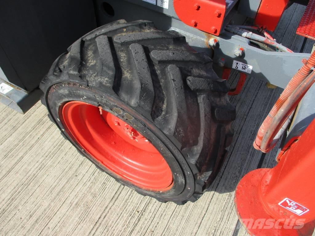 SkyJack SJ 6832 RT رافعات مقصية الشكل