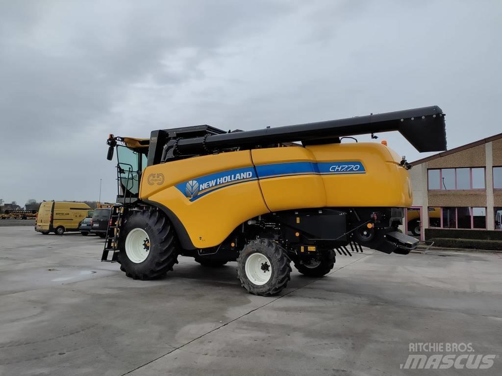 New Holland CH7.70 حصادات