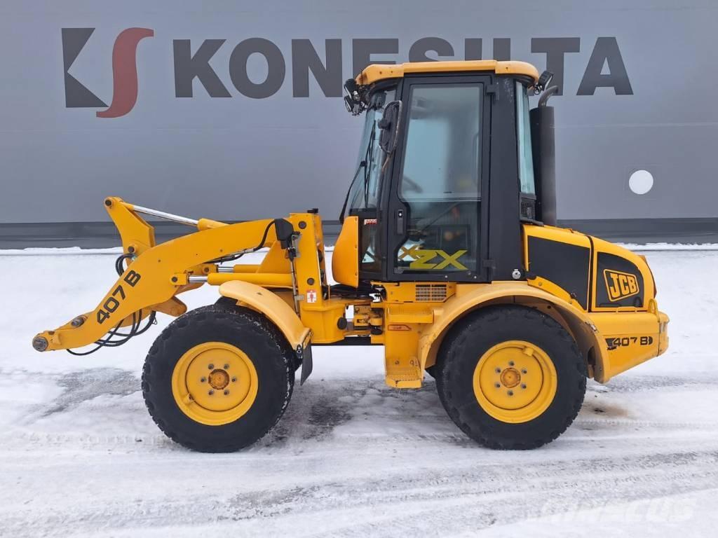 JCB 407B  MARG.VERO لوادر بعجل