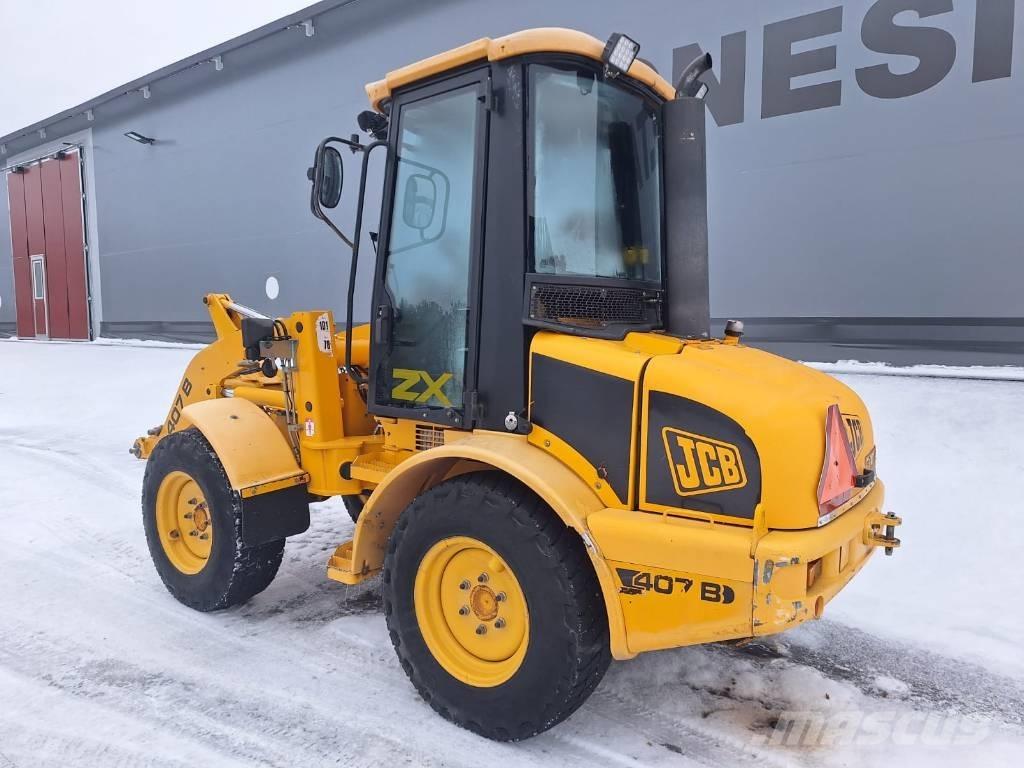 JCB 407B  MARG.VERO لوادر بعجل