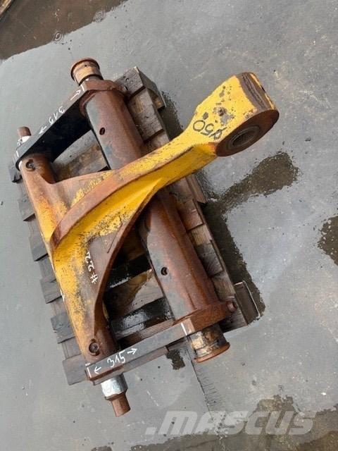 CAT 908 BUCKET LINK موصلات سريعة