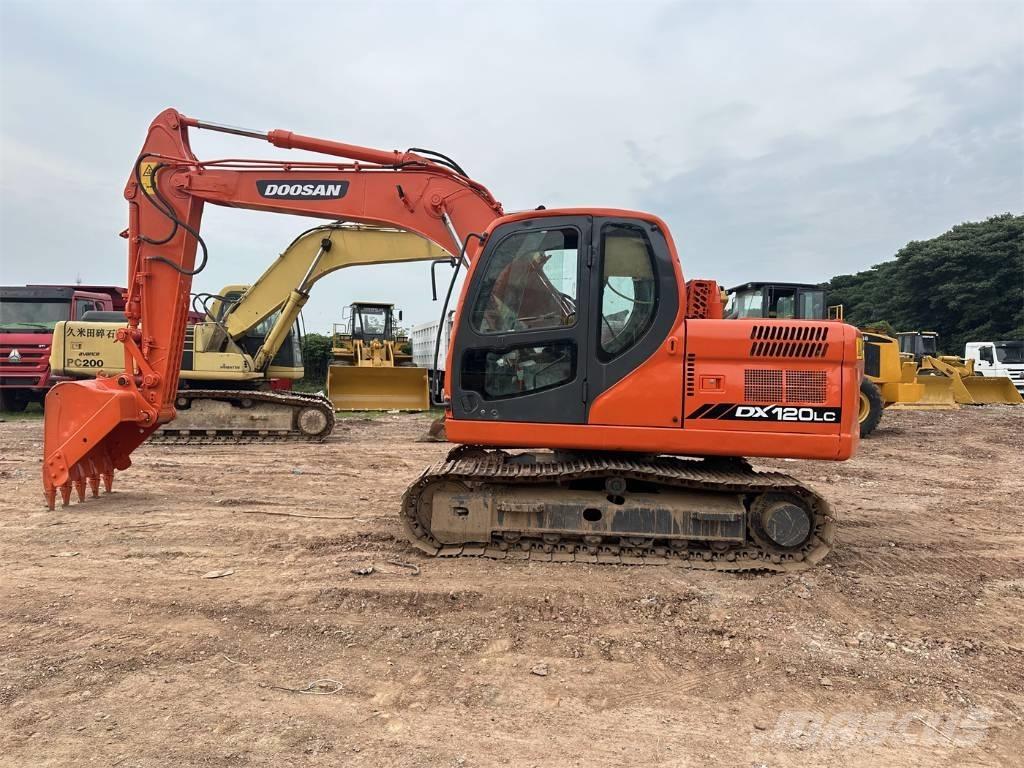 Doosan DX 120 حفارات زحافة