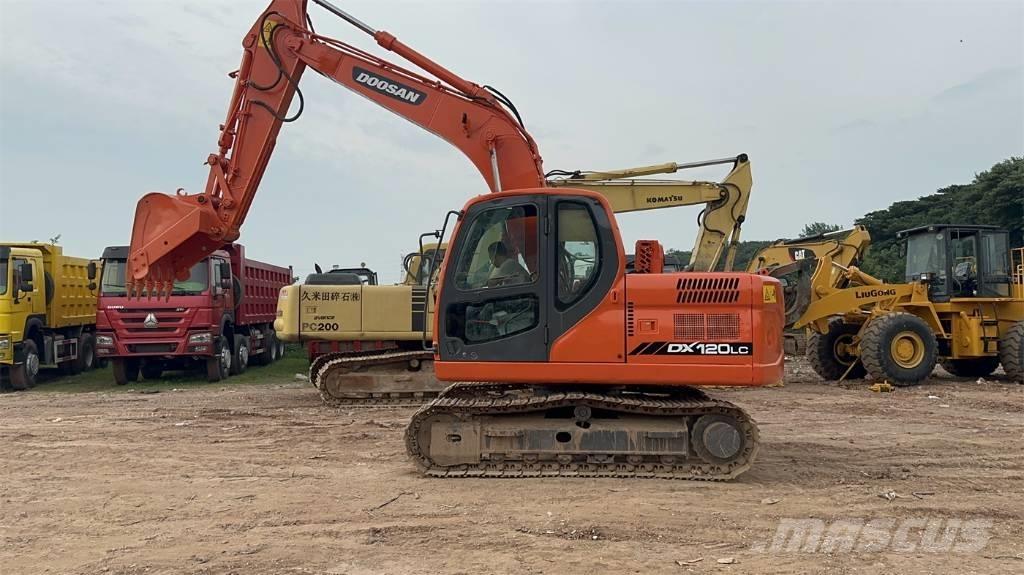 Doosan DX 120 حفارات زحافة