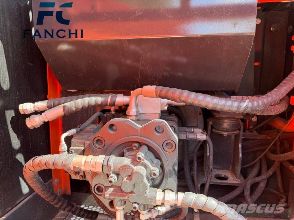 Doosan DX 225 حفارات زحافة