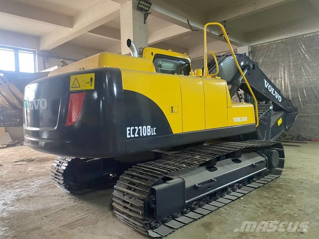 Volvo EC 210 B LC حفارات زحافة