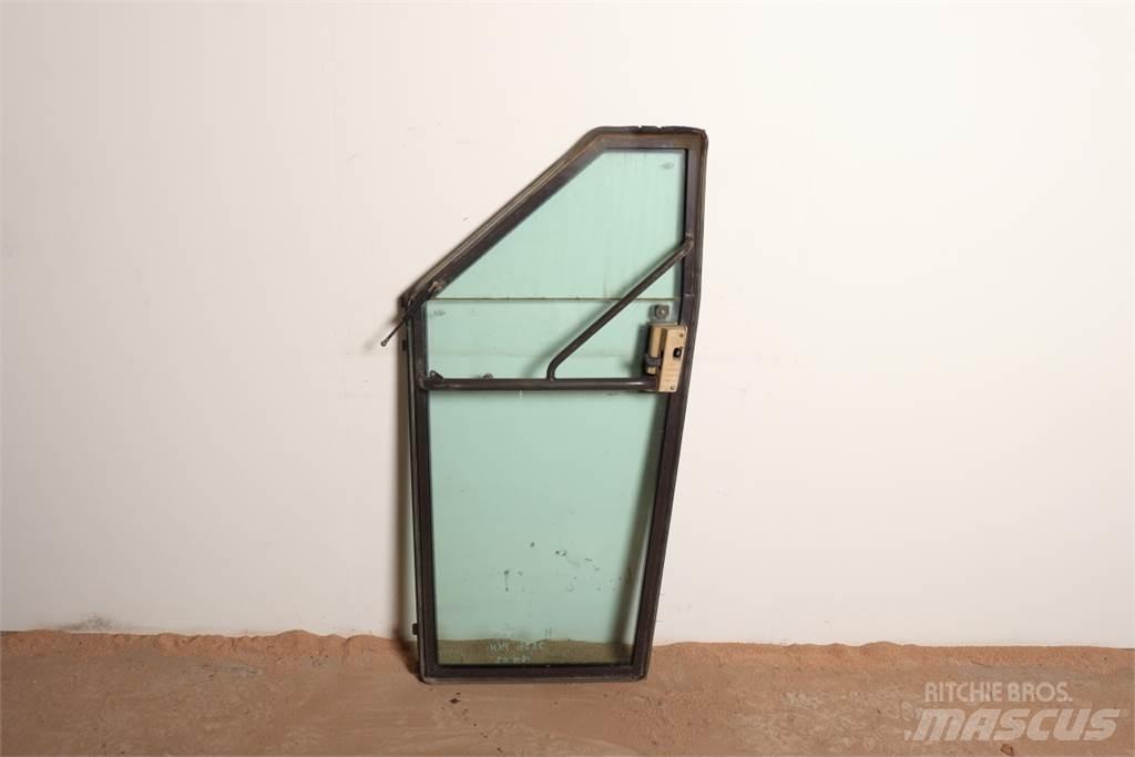 Hydrema 922 C Door كابينة والداخلية