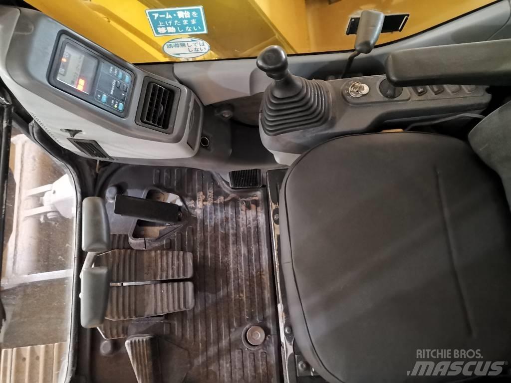 Komatsu PC 78 US حفارات وسط 7 طن - 12 طن