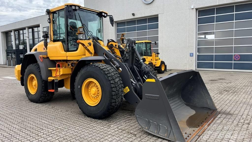 Volvo L70H لوادر بعجل