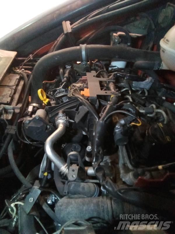 Linde H 40 D-02 شاحنات الديزل