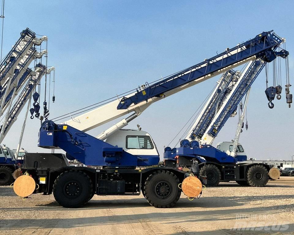 Tadano GR300XL رافعات الطرق الوعرة