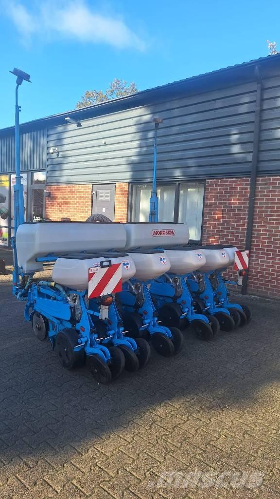 Monosem NG PLUS 6 ماكينات البذر الدقيق