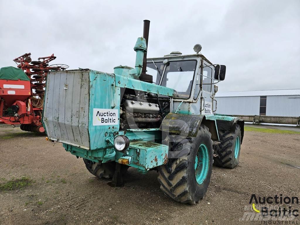 Chtz T-150K الجرارات