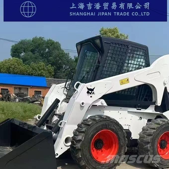 Bobcat S 330 لوادر انزلاقية التوجيه