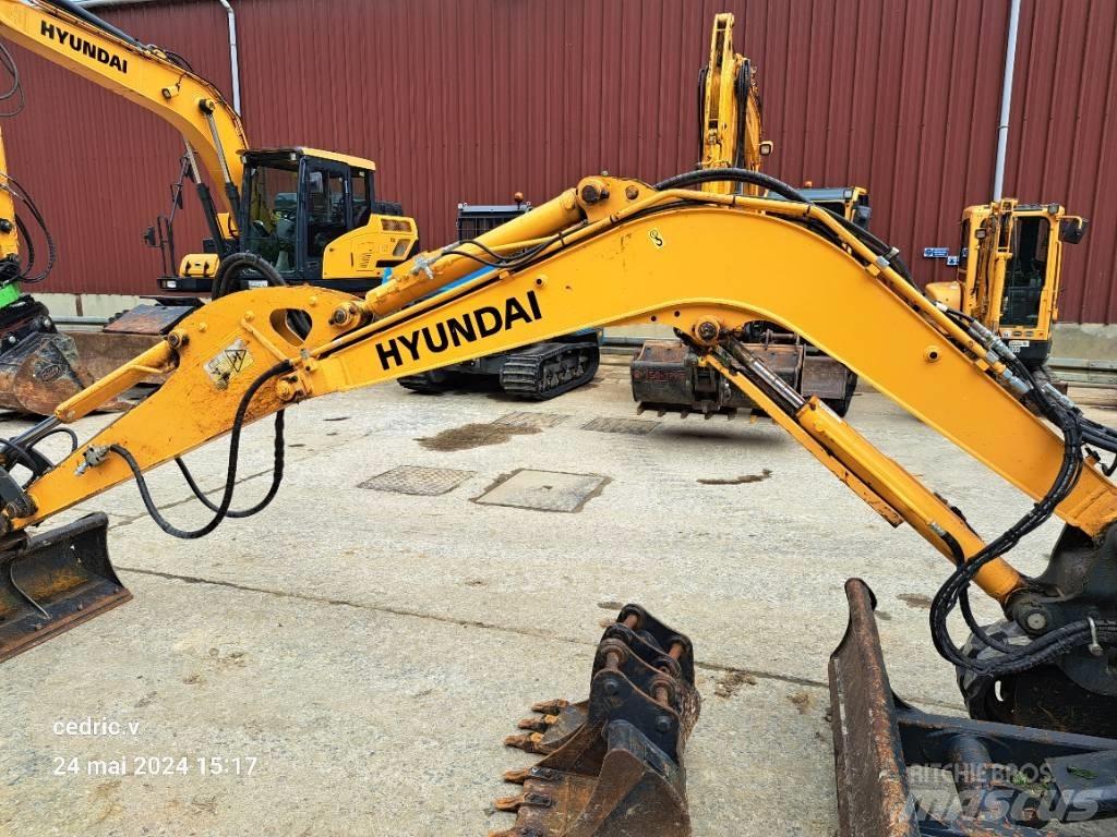 Hyundai R35Z-9 حفارات صغيرة أقل من 7 طن (حفارات صغيرة)