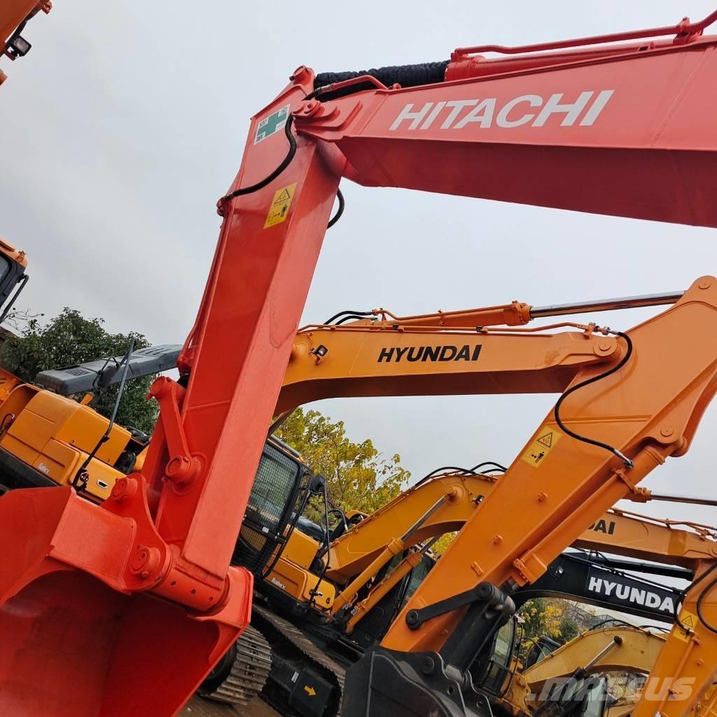 Hitachi EX 200-3 حفارات زحافة