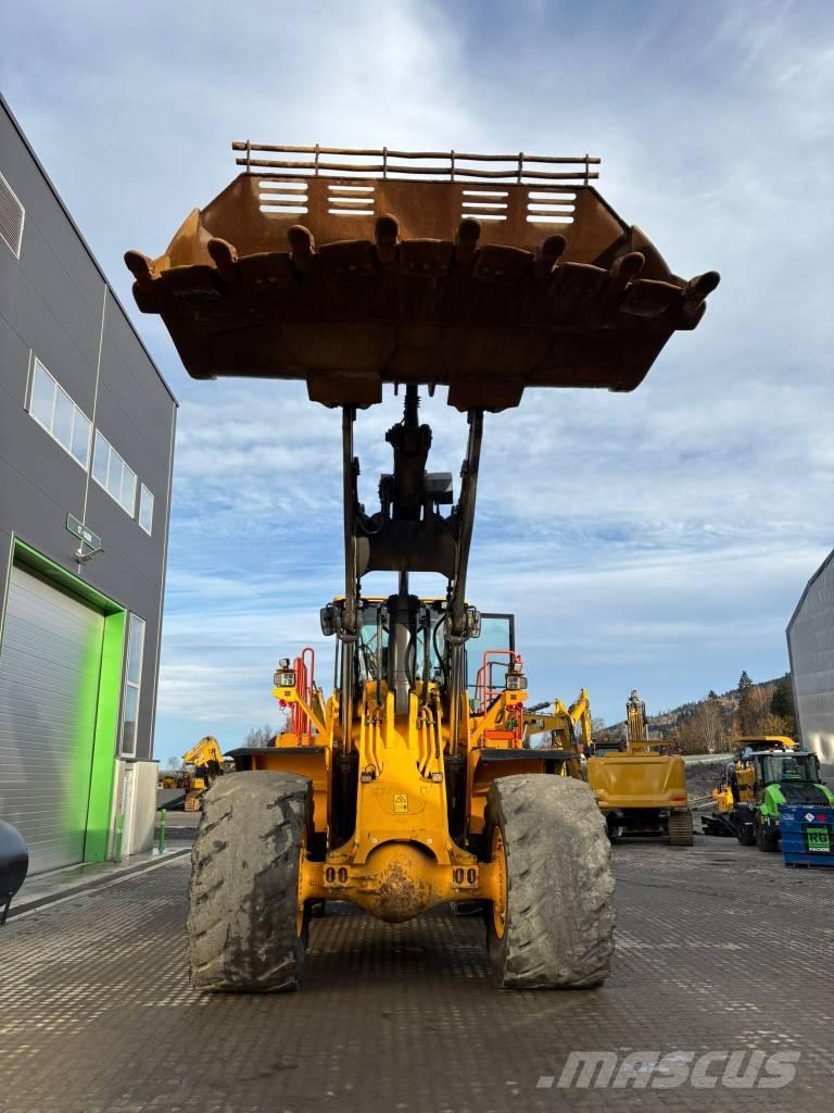 Volvo L 350 H لوادر بعجل