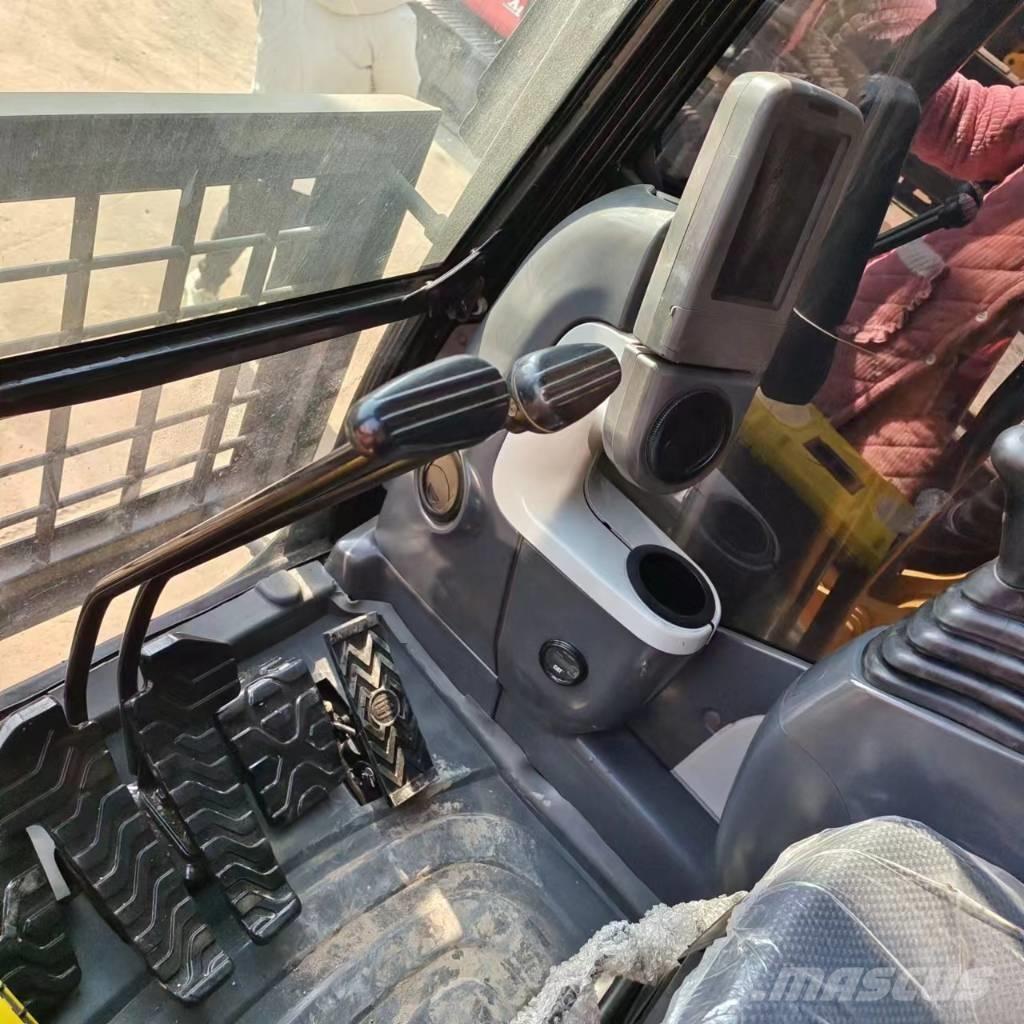 CAT 336 D2 حفارات زحافة
