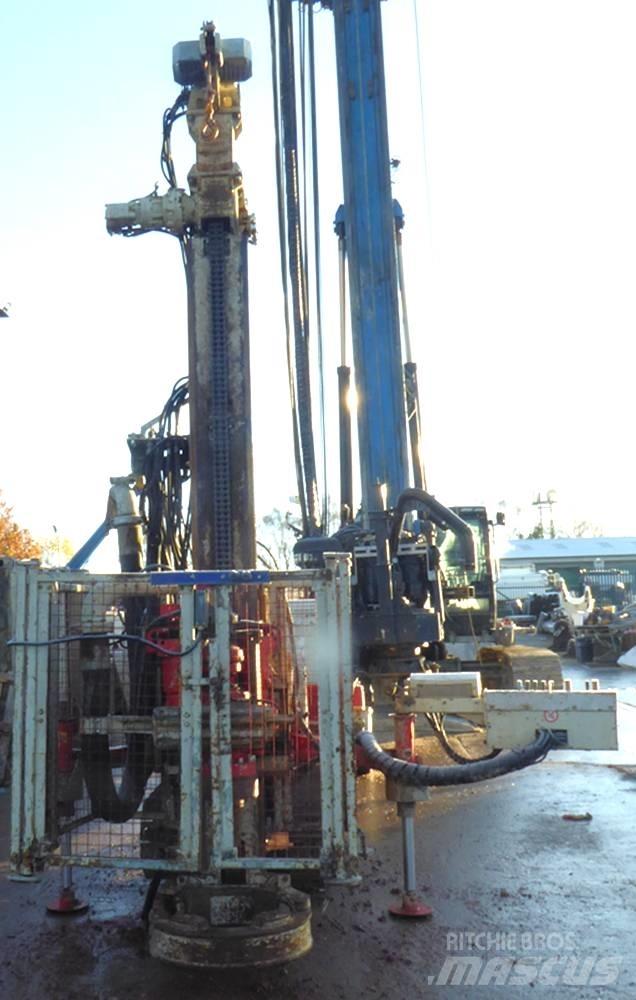 Comacchio MC 5D منصات دق خوازيق