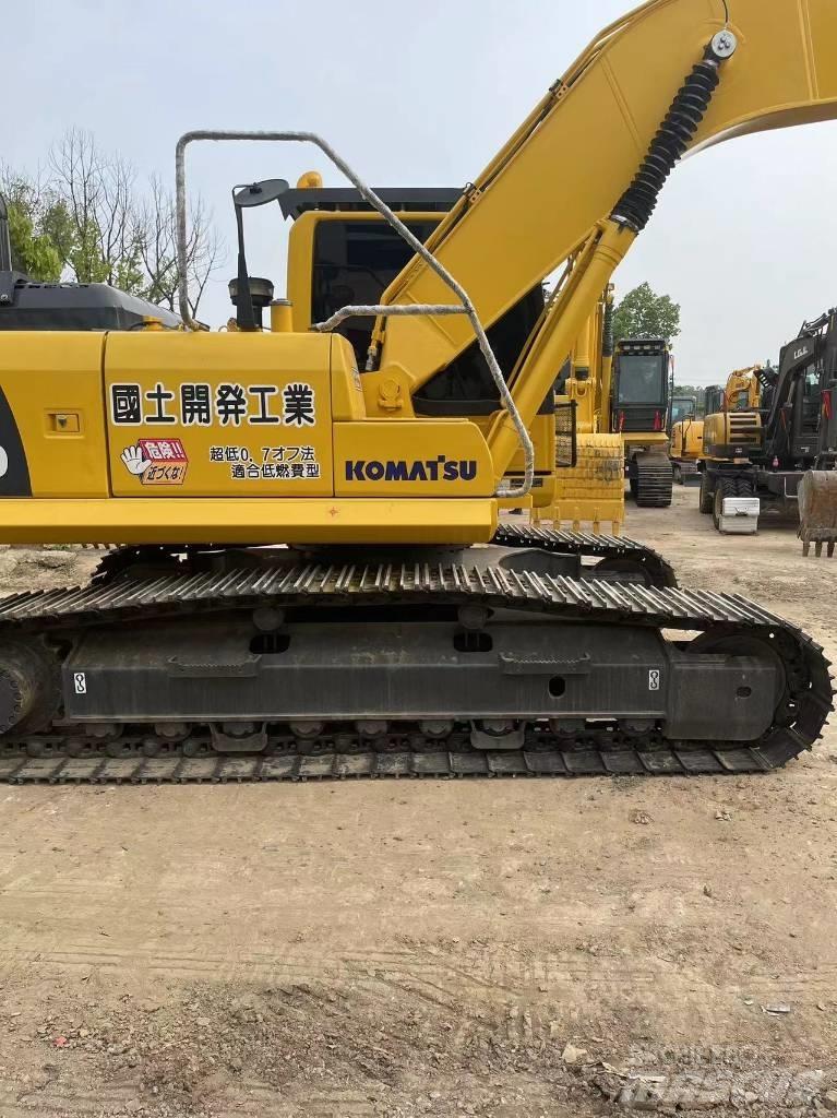 Komatsu pc200-8 حفارات زحافة