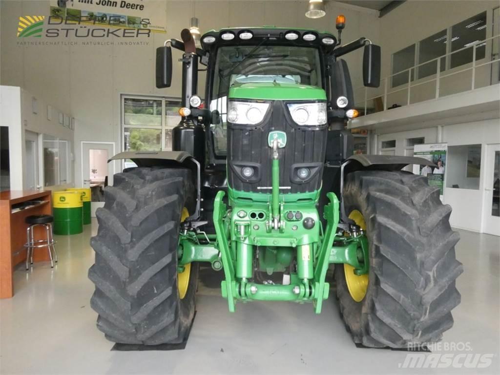 John Deere 6250R الجرارات