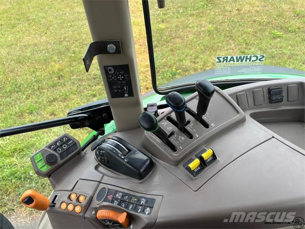 John Deere 5100R الجرارات