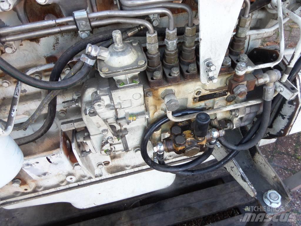 Komatsu SA6 D108-1 محركات
