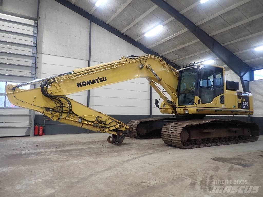 Komatsu PC 240 LC-8 حفارات زحافة